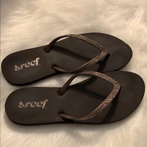 Reef brown flip flops size 8-9
